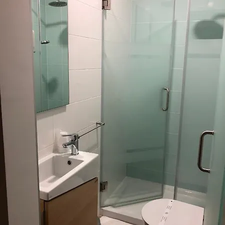 Residencial Celeste Bed & Breakfast 3*